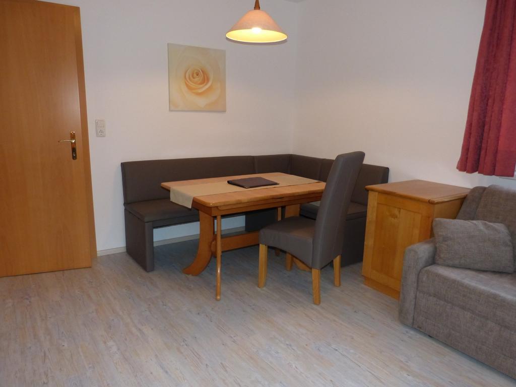 Appartements Alpenland Лермос Стая снимка