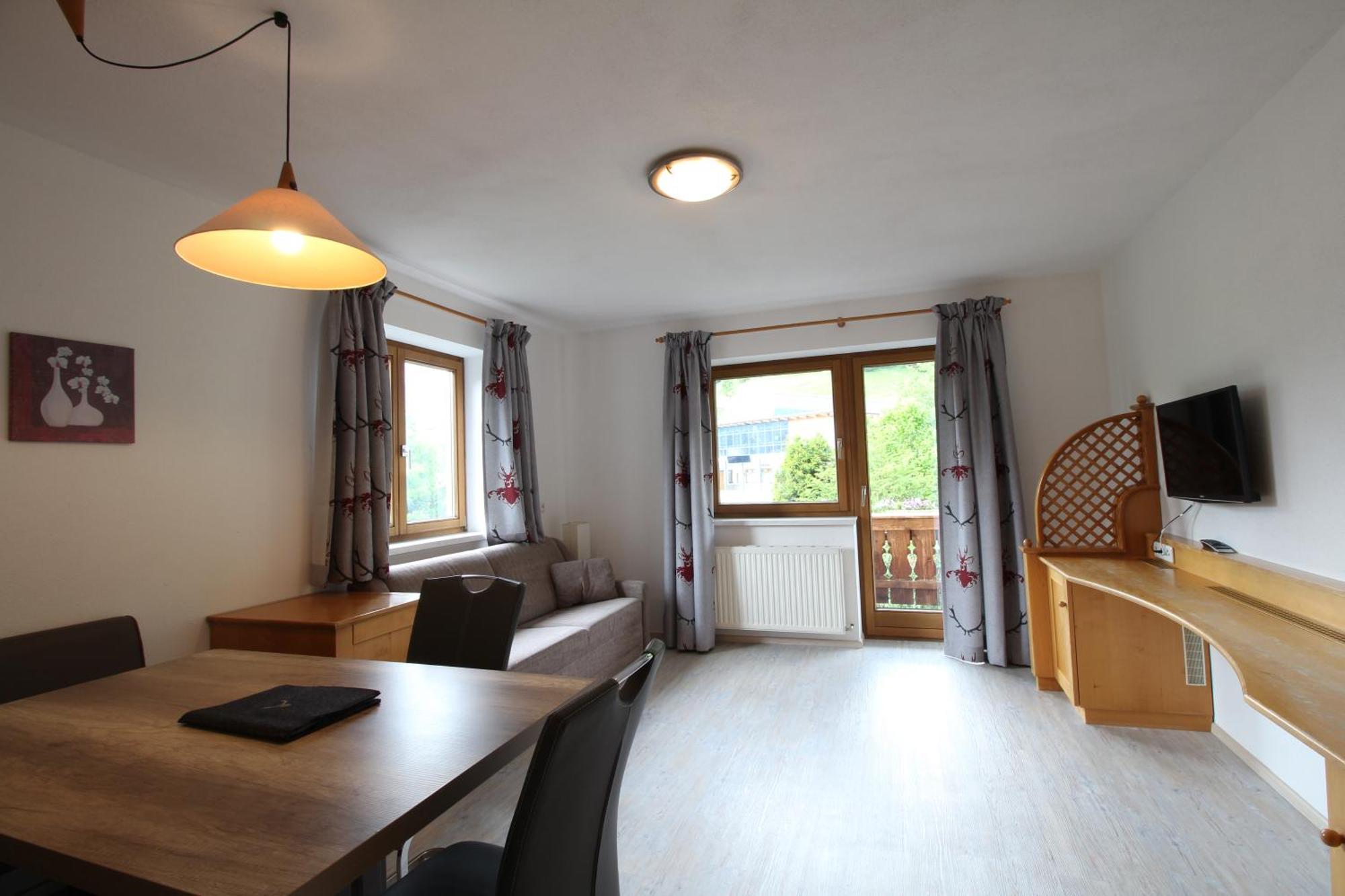 Appartements Alpenland Лермос Екстериор снимка
