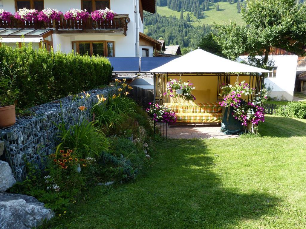 Appartements Alpenland Лермос Екстериор снимка